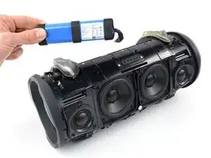 JBL Xtreme 2 Akku tauschen