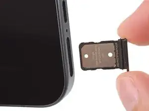 Google Pixel 9a SIM-Karteneinschub einsetzen