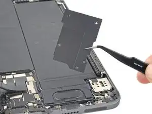 Untere Kabelabschirmung