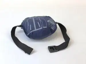 Schnalle eines Jackenbeutels wechseln