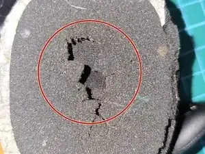 Öffnen der Ohrmuschel mit Akku