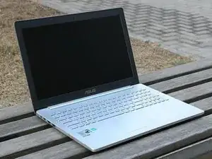 Asus Zenbook UX501 Teardown